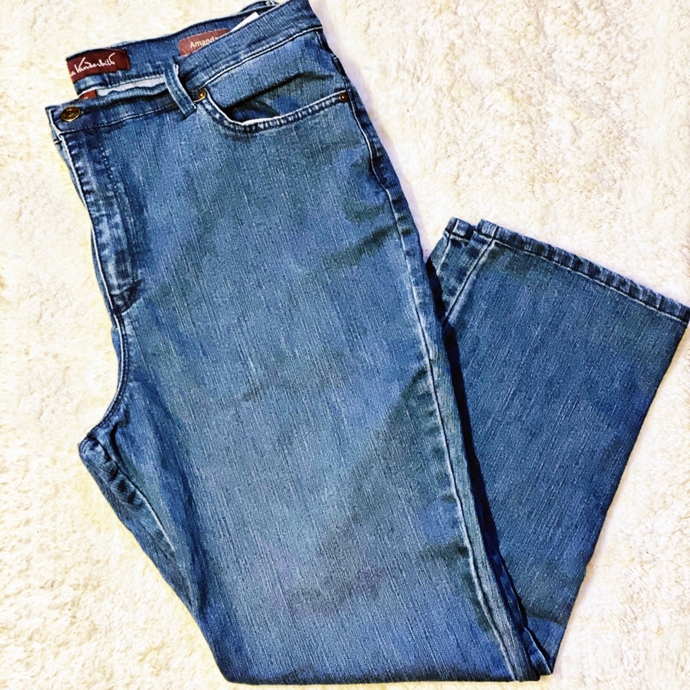 Gloria Vanderbilt Amanda Slimming/Sculpting Jeans